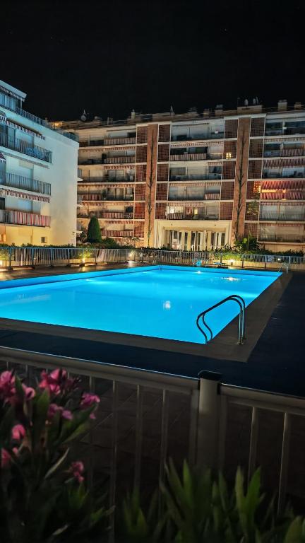 Beachfront apartment - 3