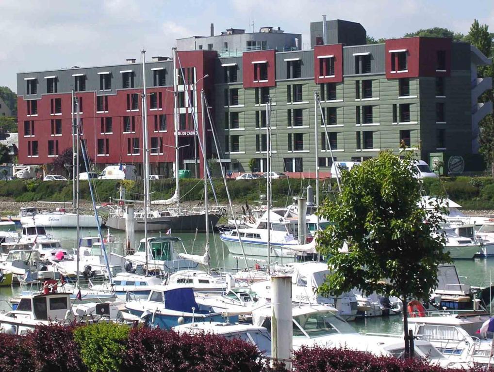 Hotel du Casino — Hotel in Saint-Valery-en-Caux