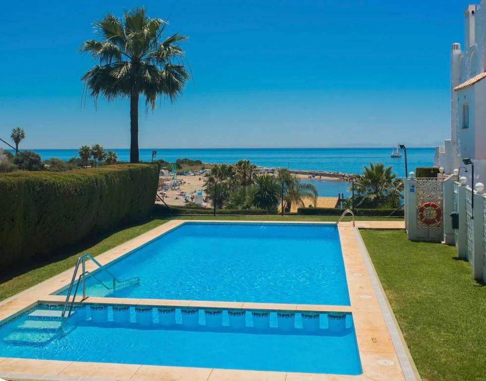 Estepona beach, garden & marina Residence - 1