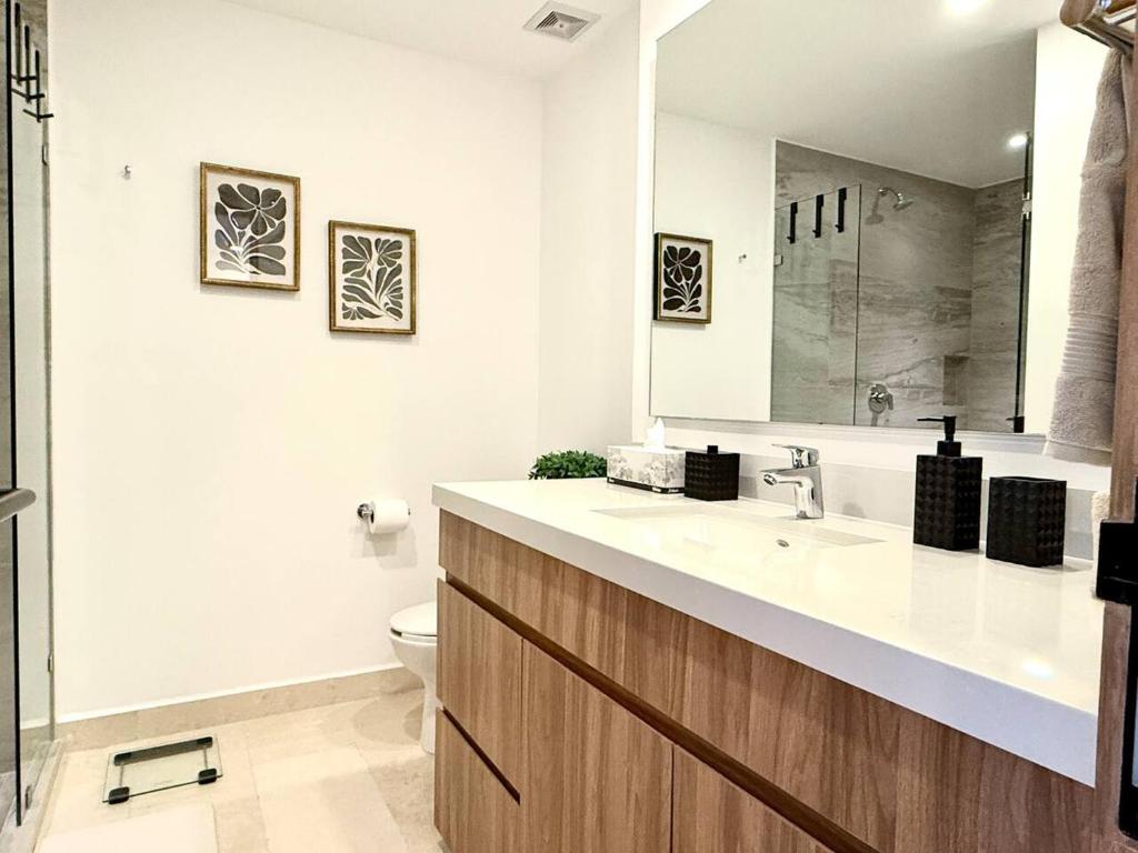 Moikkarentals Beachfront 1BR Harbor171-N1702 PV - 3