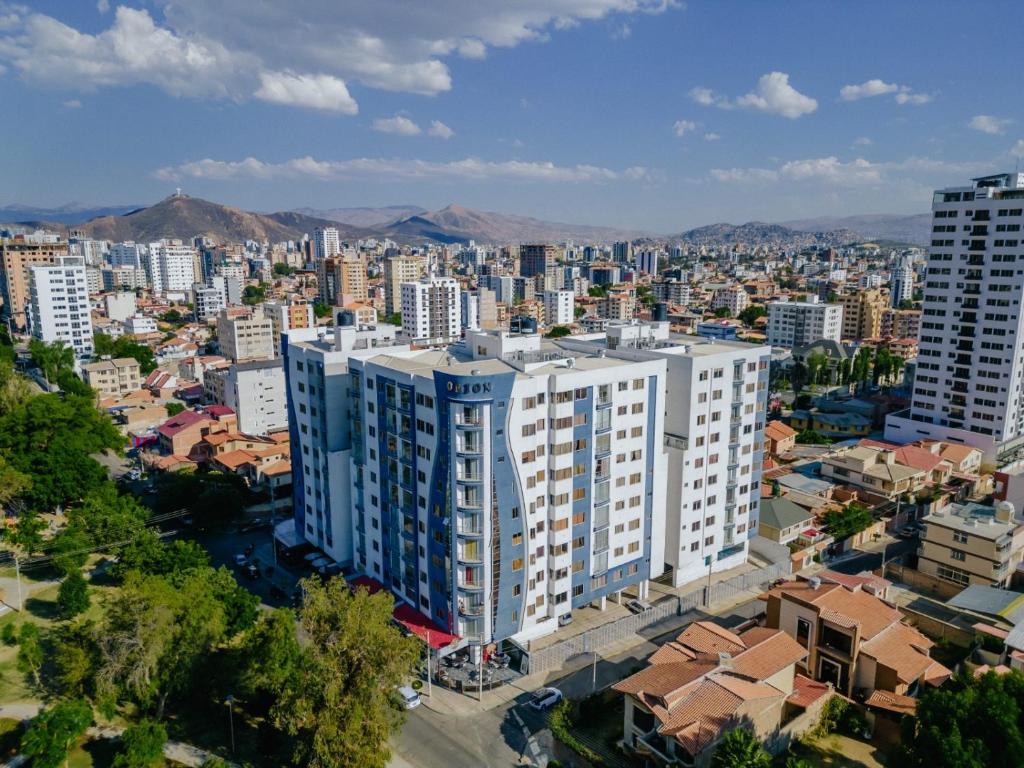 Departamento Lincoln Park con Garage Zona Norte Cala Cala - 2