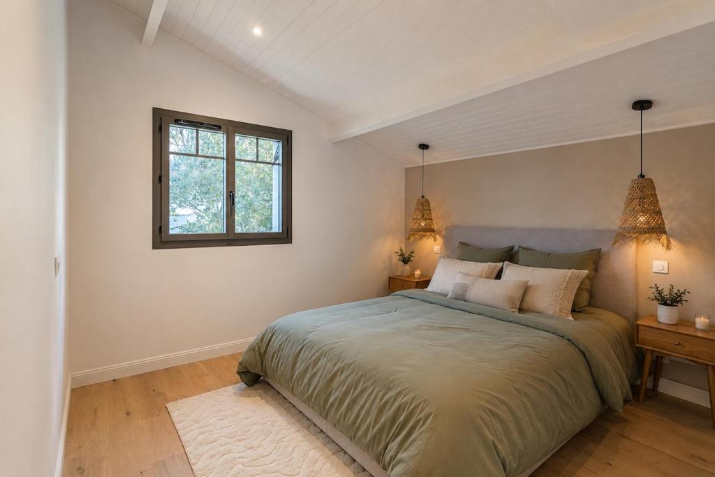 Brand new villa in the heart of Le Pila beach 10 minutes away - 2