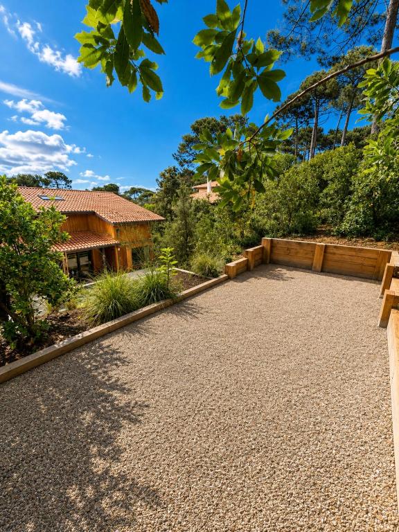 Brand new villa in the heart of Le Pila beach 10 minutes away - 5