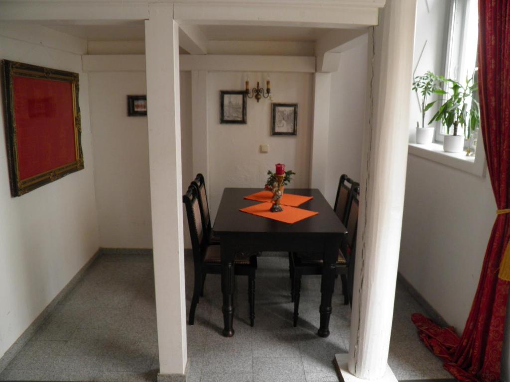Shared lounge/TV area, Ferienhaus Wiethuchter in Lubeck