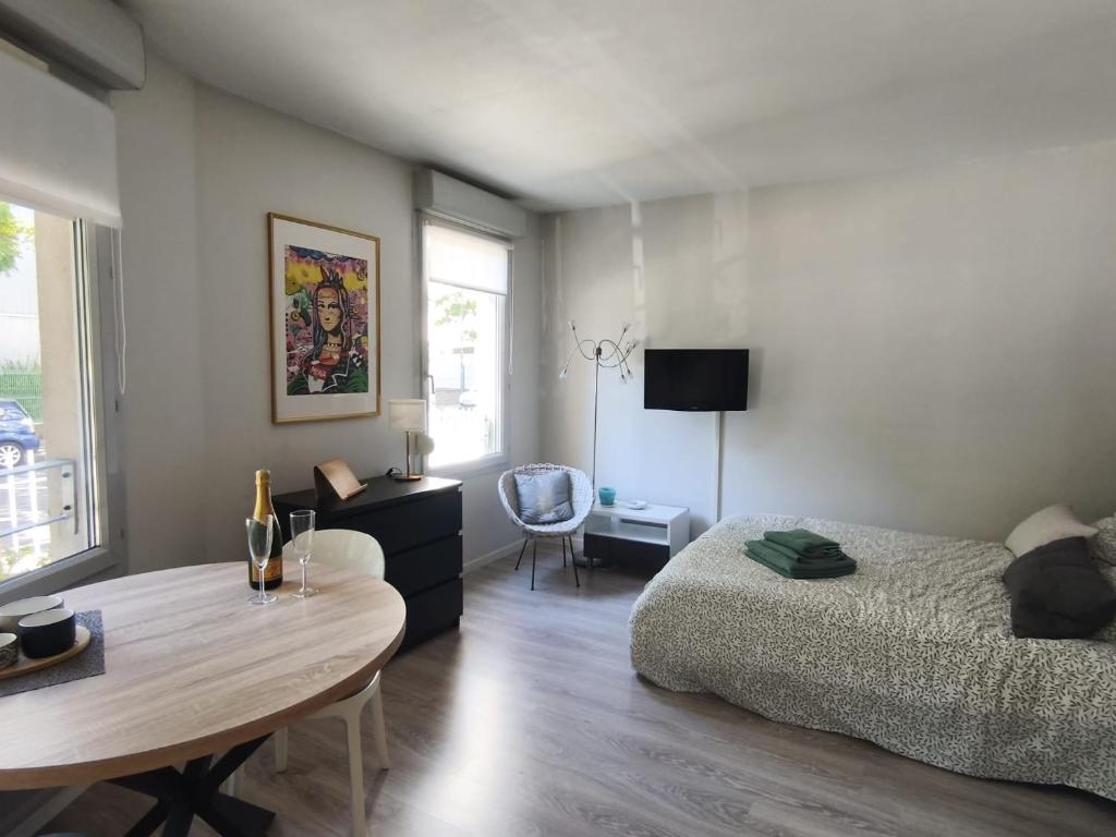 Élégance&Cosy Studio et parking Proximité Gare Part Dieu - 3