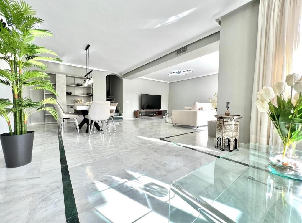 Luxurious Villa on the Golden Mile of Marbella - 5