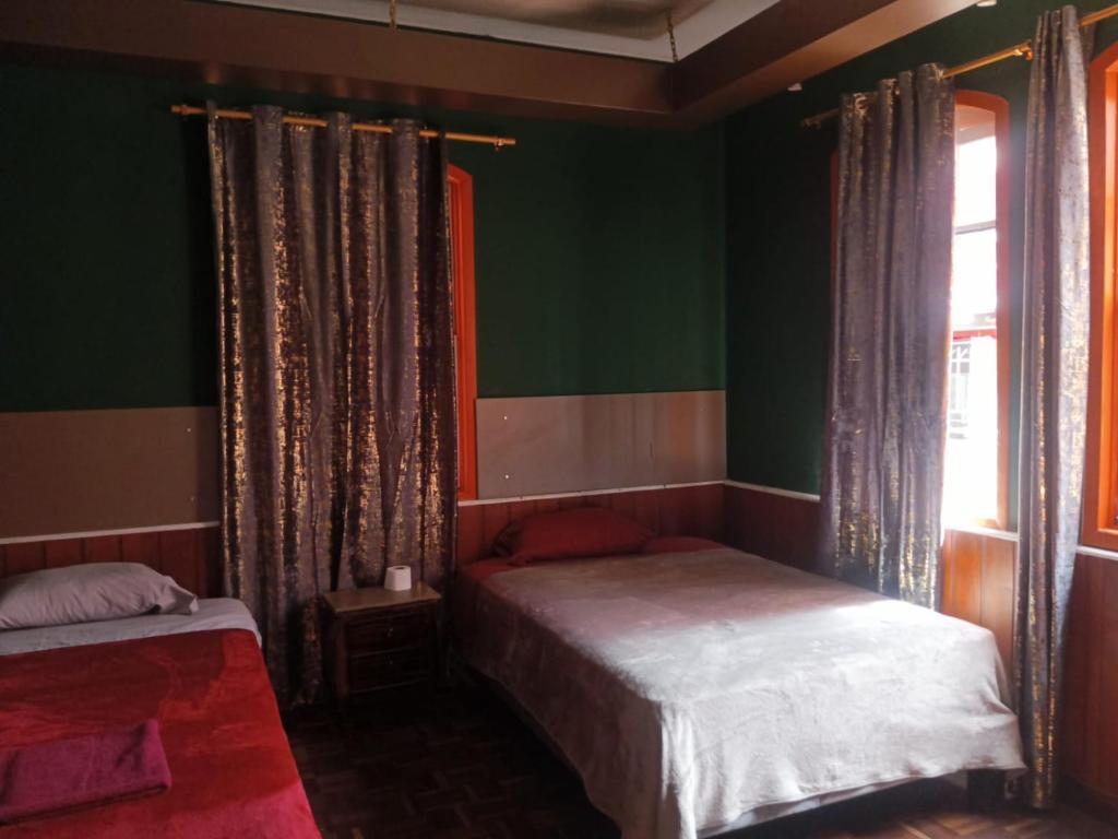 Hostal Piscis - 5