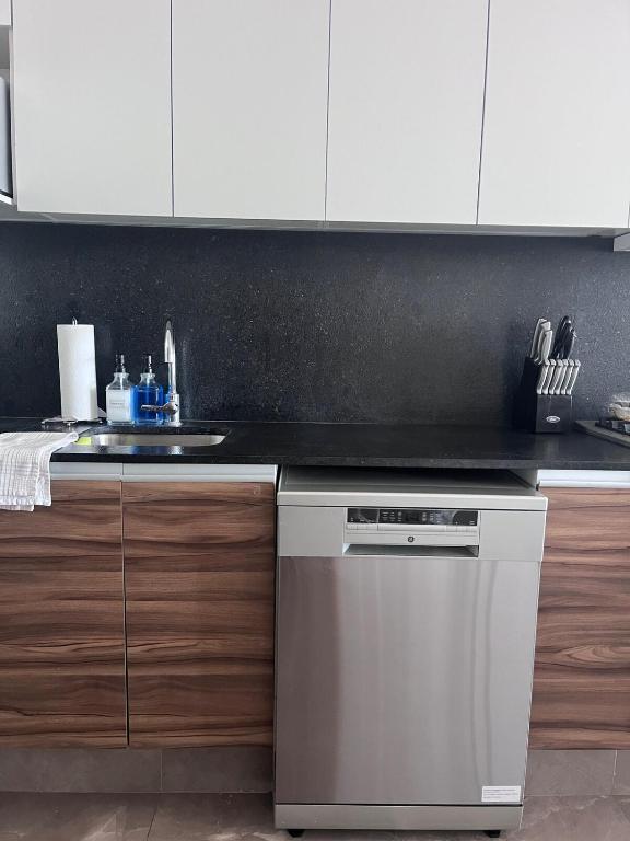 Confortable 1 bedroom apartment very well located - 4