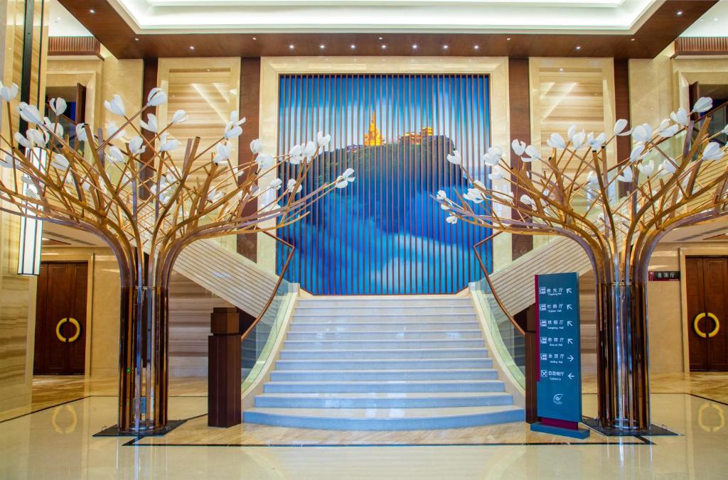エメイシャン グランド ホテル (Emeishan Grand Hotel) エントランス