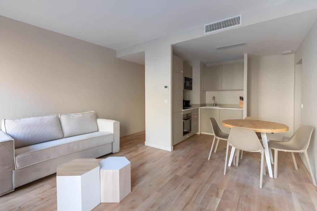 Modern Open-Air Apartment near Montmartre - 5
