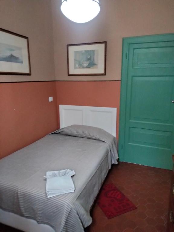 1 DUE TORRI -CASTIGLIONE PALACE Rooms and Suites - BOLOGNA City Center - 4