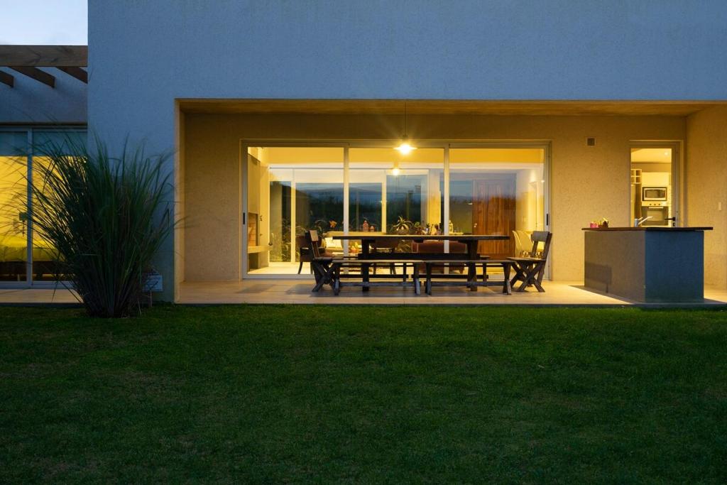 Casa Costa Esmeralda Con Pileta, 7 Personas, Hermosa! - 2