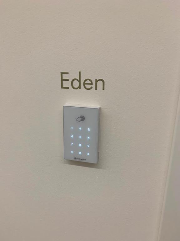 Eden - 4