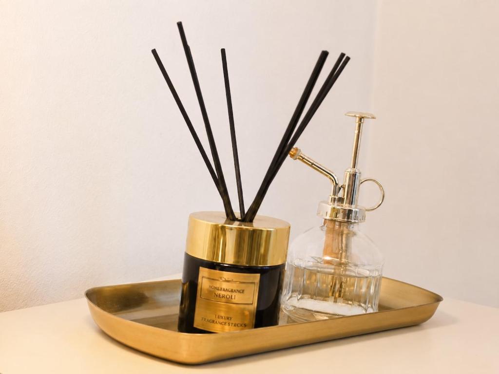 The Riviera Jewel Suite -ML - 4