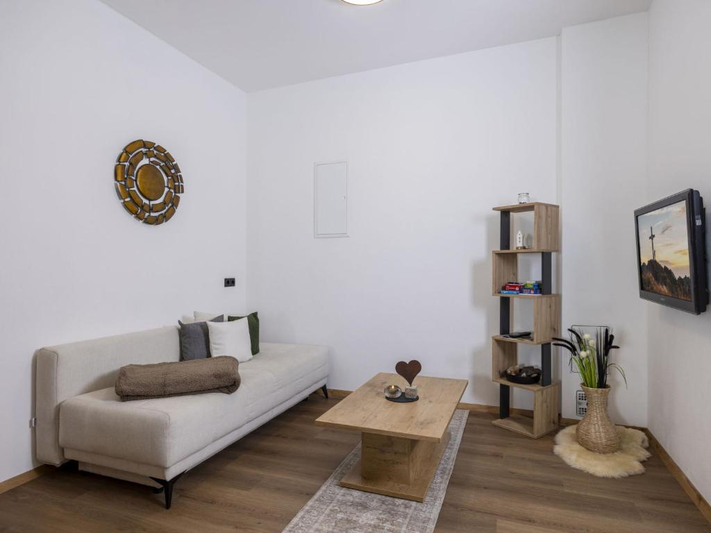 Apartment Eberharter am Schweinberg by Interhome - 4
