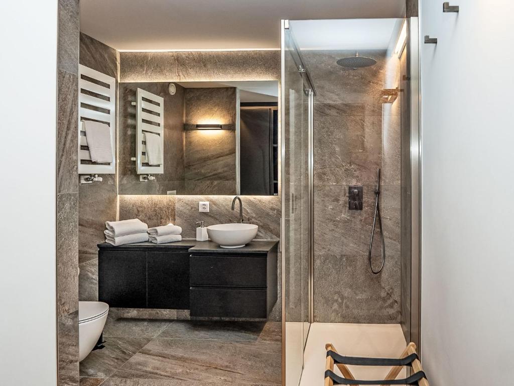 Apartment Chesa Zentrum 10B by Interhome - 5