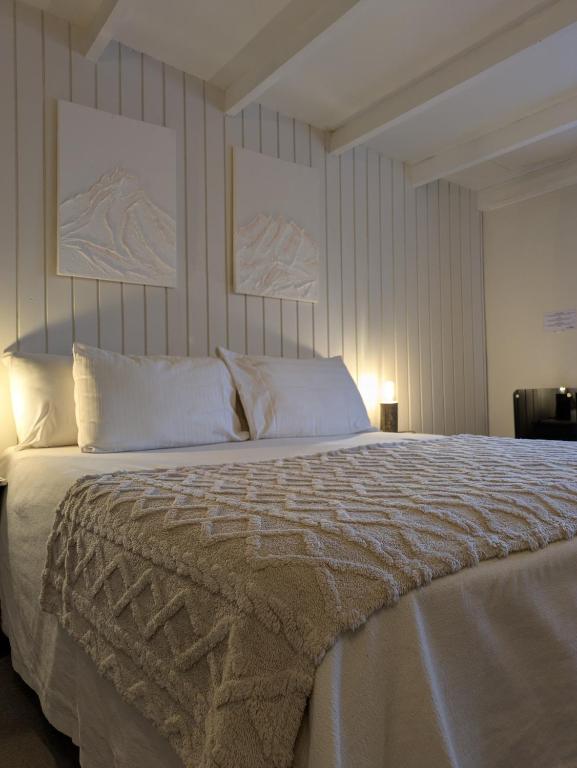 Los Calafates Hotel - 5