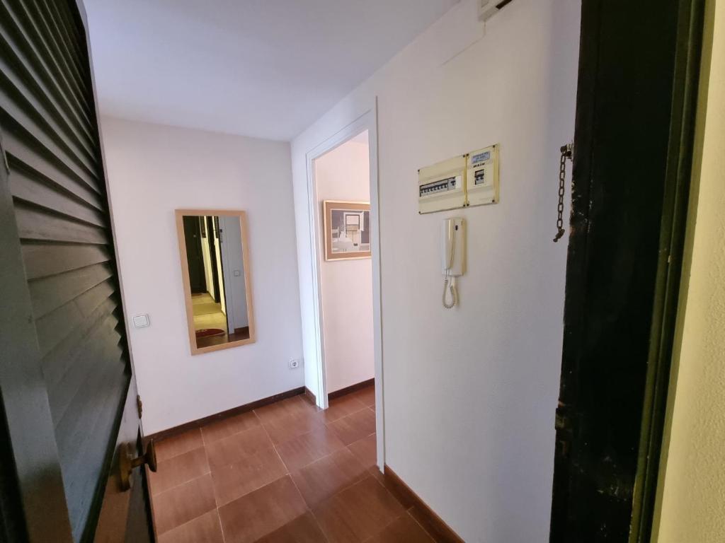 Apartamento acogedor cerca de la playa con aire acondicionado - HISP-236-180 - 4
