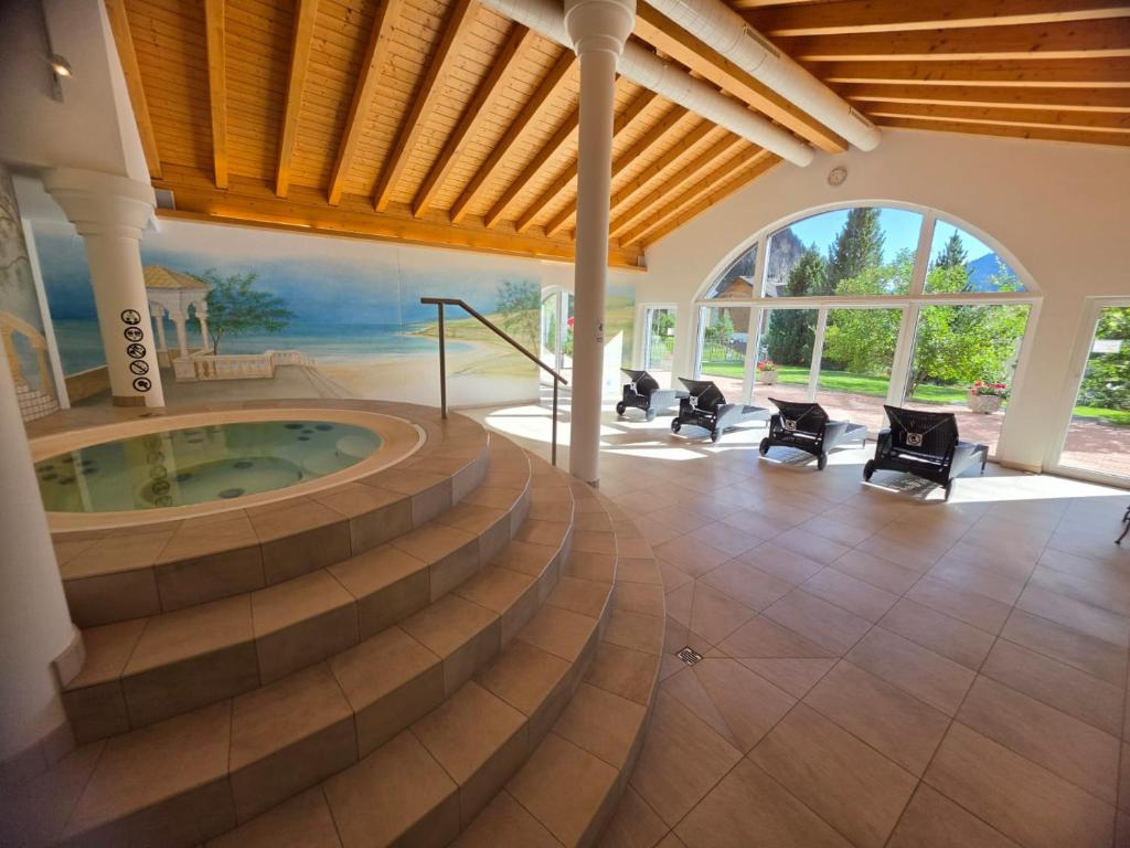 Residenz Ambassador 5 Sterne Luxus Apartments in Leukerbad mit Wellness & Fitness - 2
