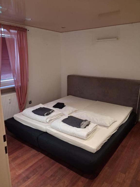 Schöne 2-Zimmer Wohnung Nähe Messe Riem - 1