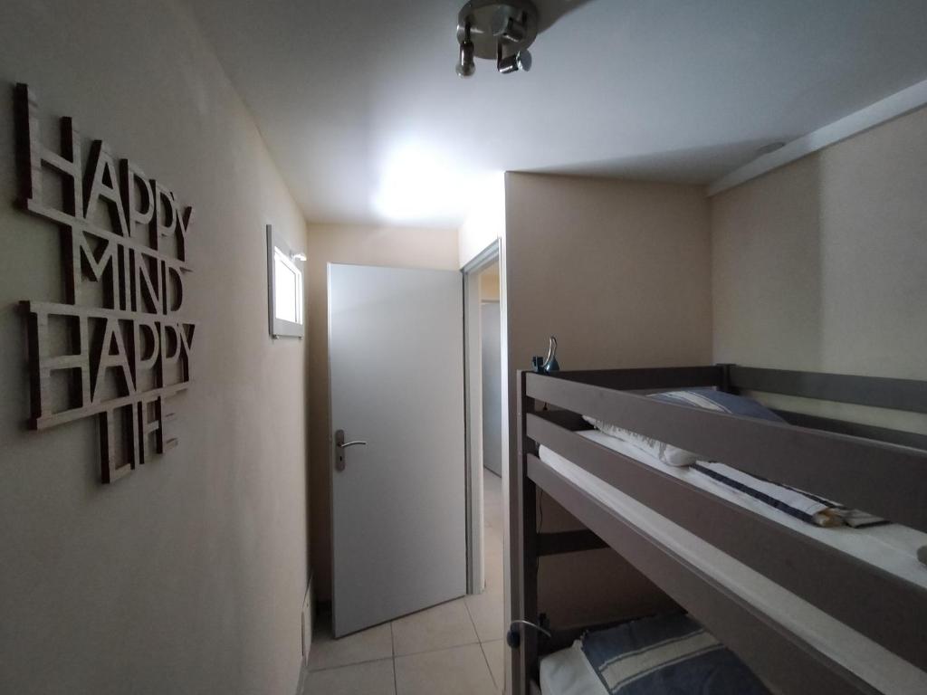 Les Colonnes appartement en RDC 6 couchages en front de mer - 3