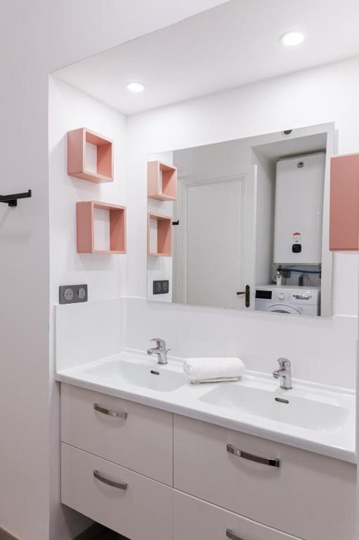 Elegant 2-bedroom apartment Carré d'Or Bordeaux 2 Bedrooms - 4
