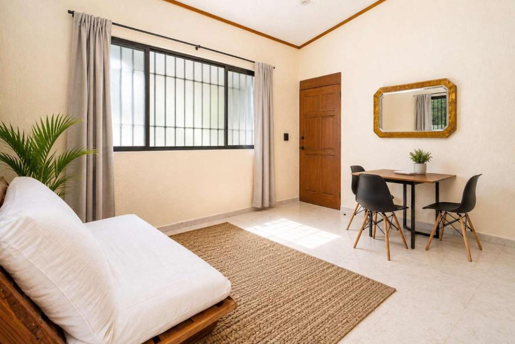 Bright & Spacious Ground Floor Suite Casa Jurel - 2