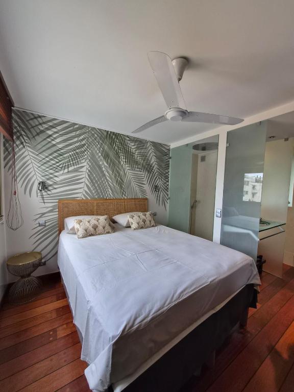 Studio designed as an hotel room - 2