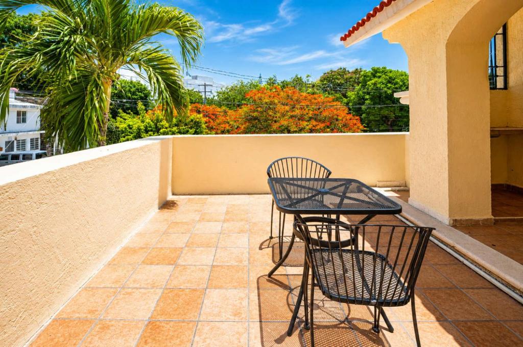 Private Terrace Suite with Park View Casa Jurel - 2