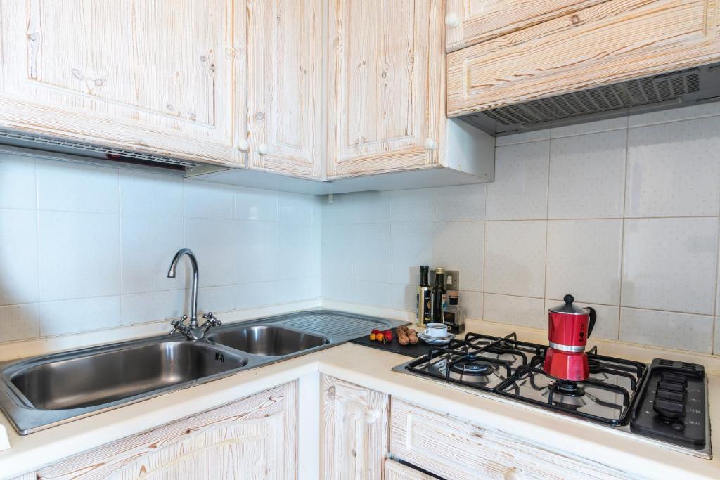 Sandy Bear Guesthouse - Happy Rentals - 5