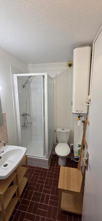 Studio meublé 17m2, Résidence calme, Face aux Thermes, Gréoux les Bains - 4