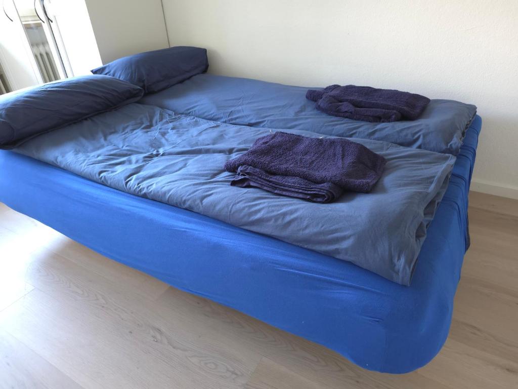 modern flat close to citycenter, 100m bus, 4 min metro - 2