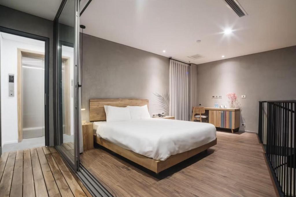 elegant pied -a - terre parisien v38 - 4