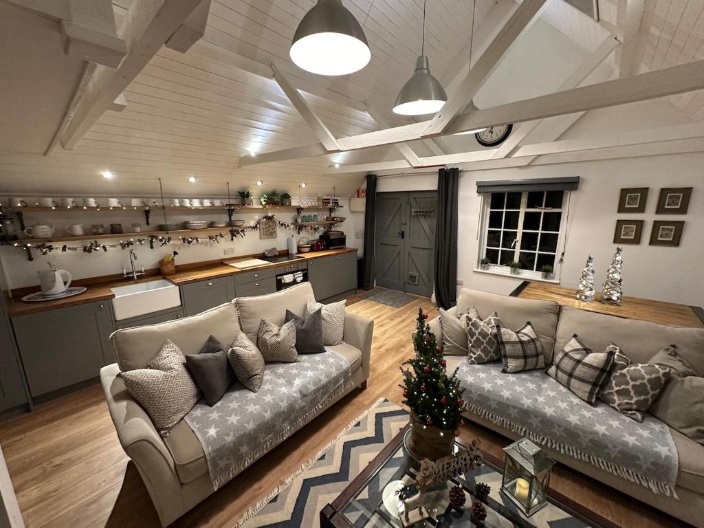 The Coach House, Alderbury photo 7