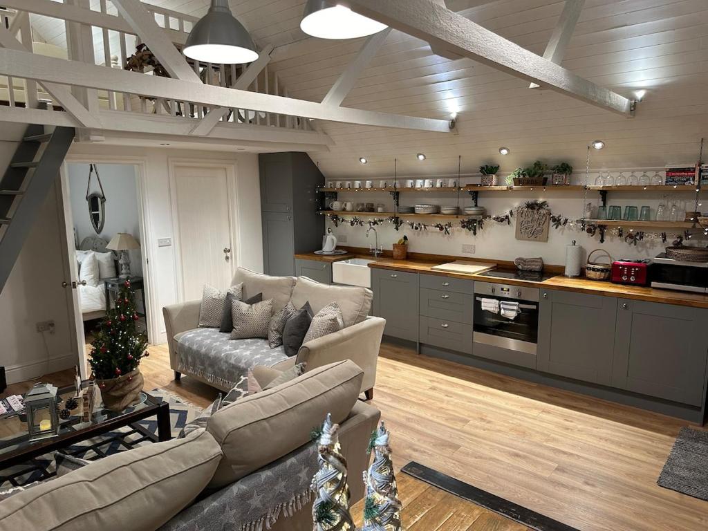 The Coach House, Alderbury photo 8