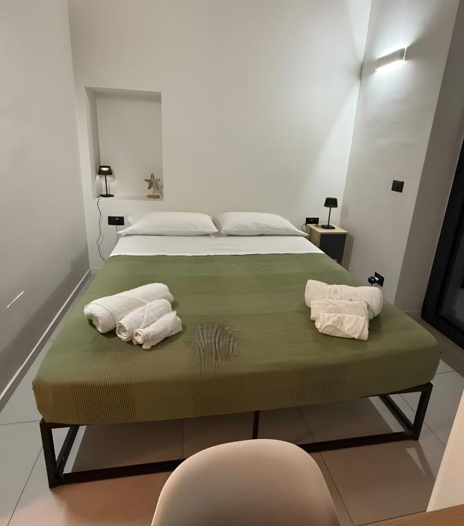 Calcagno Home App 1 - 5