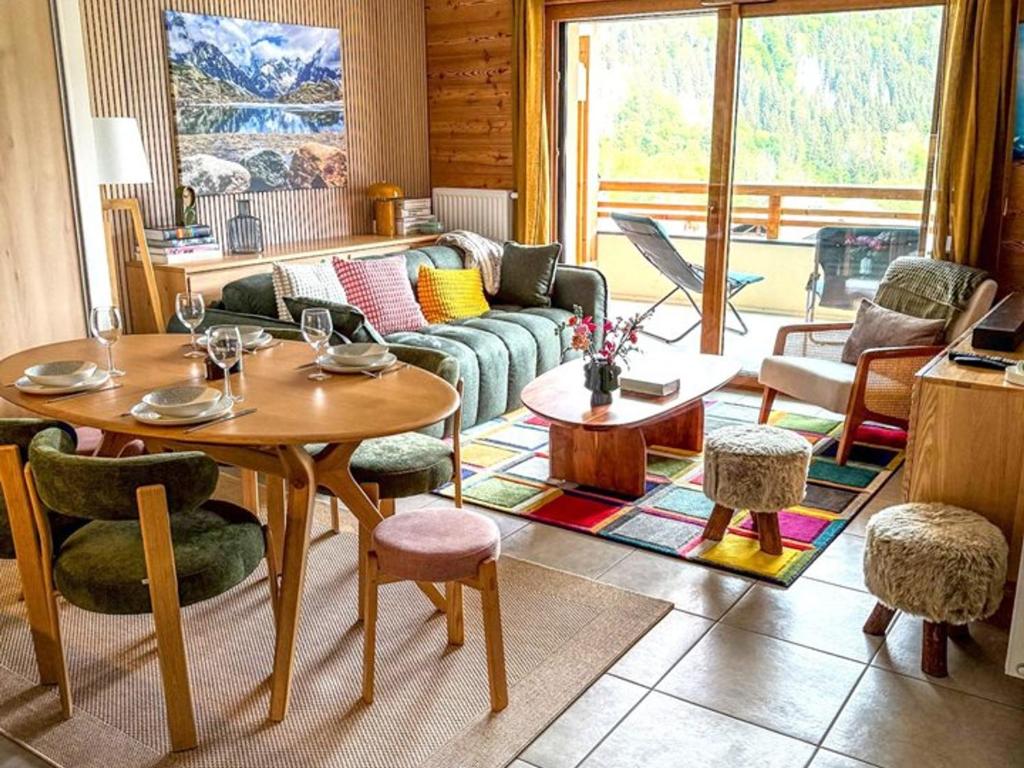 Appartement spacieux avec vue montagne - 1