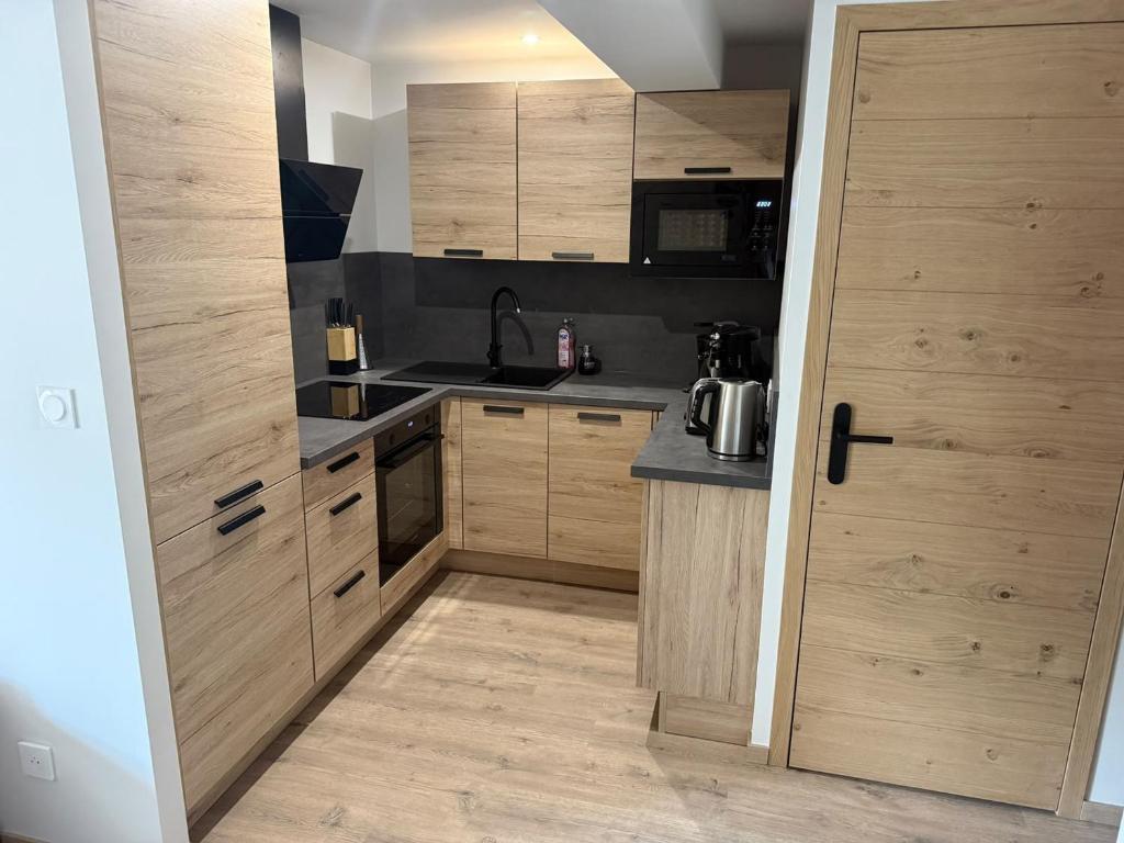 Appartement refait à neuf - 4 pers. - FR-1-836-85 - 2