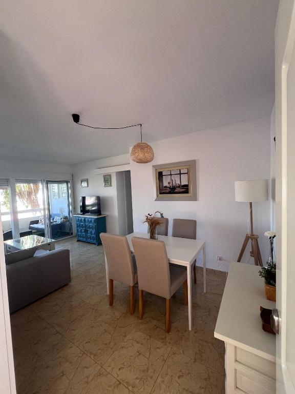 Lovely 2 bedroom apartment near the beach - 5