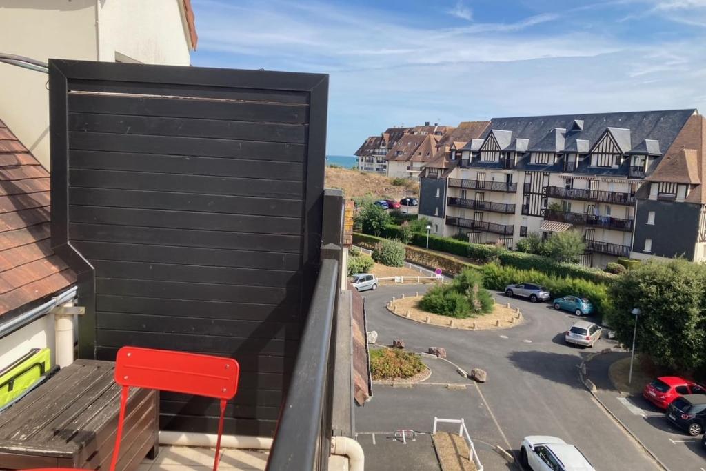 Renovated and Bright Apartment - Direct Sea Access - 5