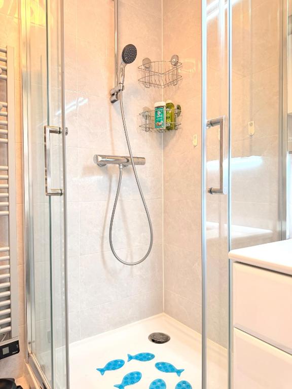 Central Apartment in Core Marais - 4