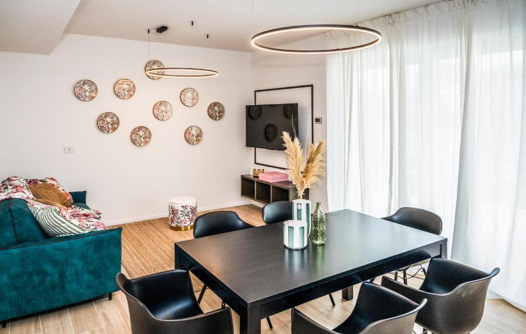 Ariom Apartments - 1