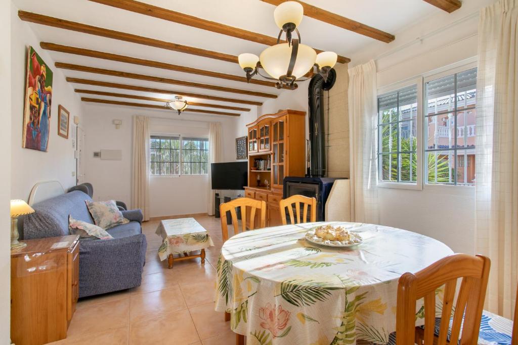 Magnifico chalet con piscina - 5