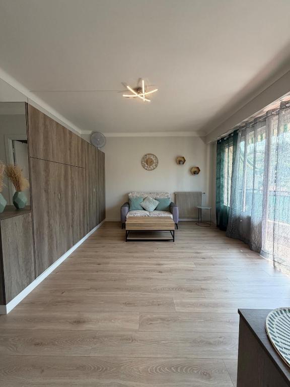 Riviera Urban Terrace - Beach, Terrace & Centre - 3