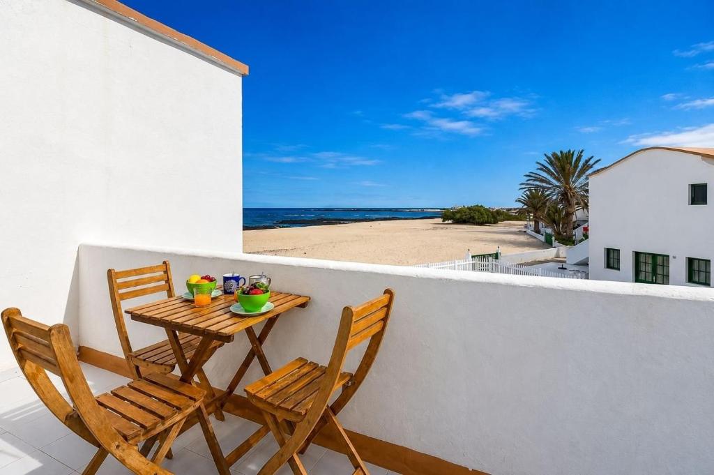 GuestReady - Cosy Retreat with Balcony near Beach - 2