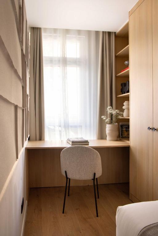 Elegant A C Apartment 1BR - 4P - Nation - 5