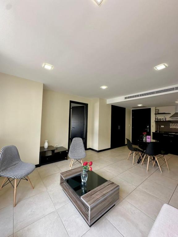 Suite Confort para 2 Torre 1 - 5