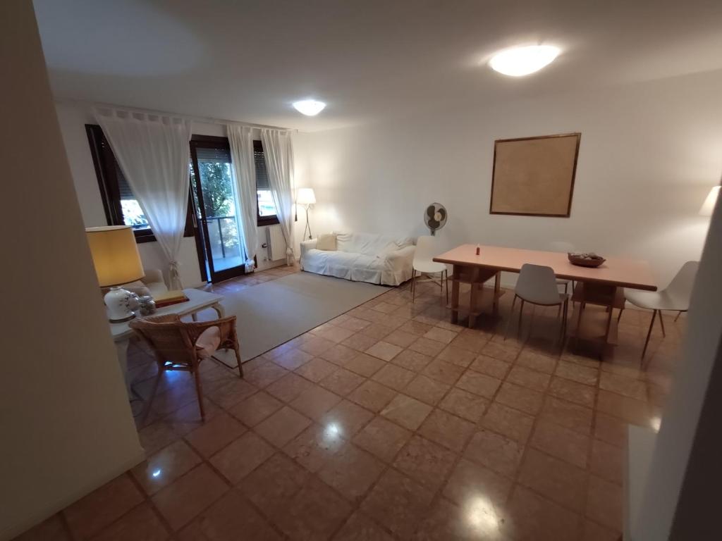 High end apartment - easy to Venice - 2