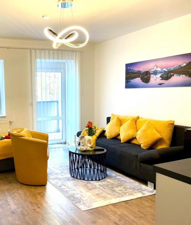 Zentrale Wohnung in Linz mit gratis Parkplatz - 1