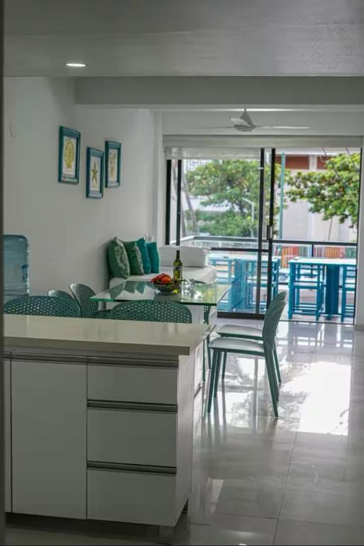 Point Bay APTS - 3